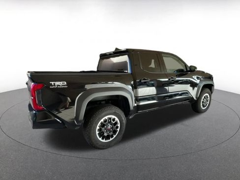 Used 2025 Toyota Tacoma SR image 15