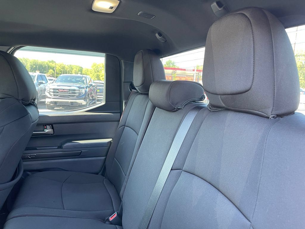 Used 2024 Toyota Tacoma TRD Sport AWD/4WD image 12