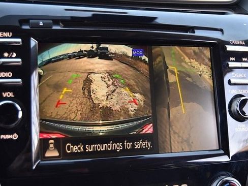 Certified 2023 Nissan Murano Platinum w/ Cargo Package image 16