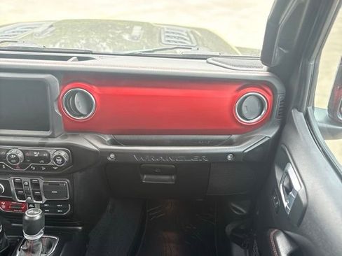 Used 2021 Jeep Wrangler Unlimited Rubicon AWD/4WD image 20