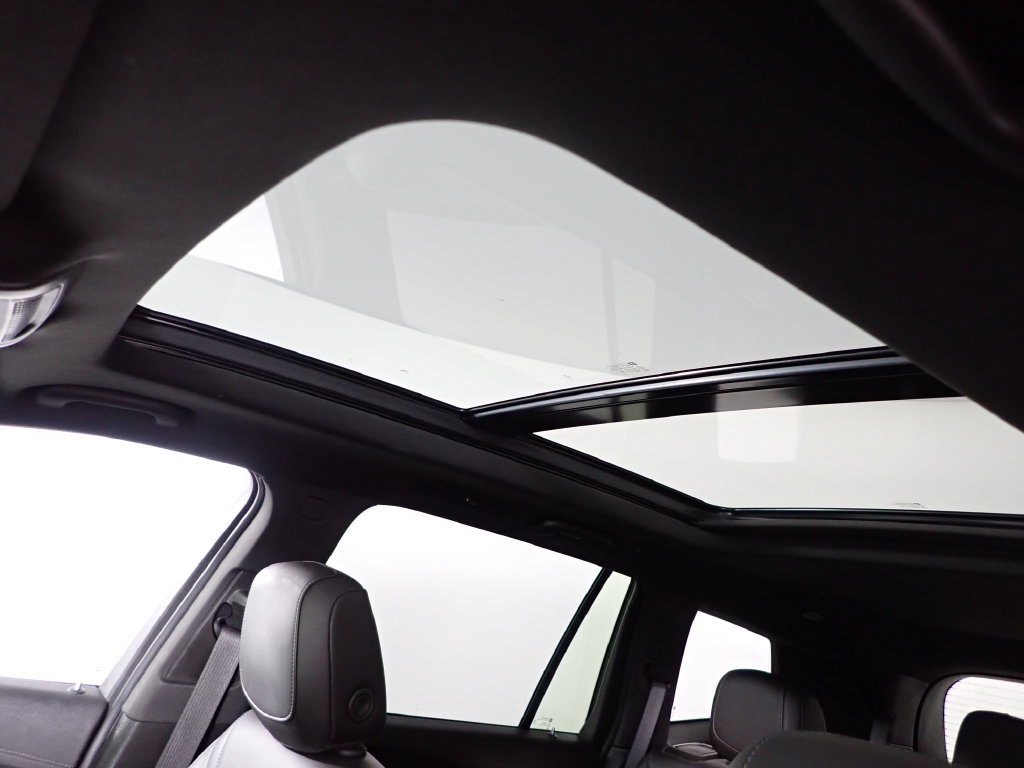 Used 2020 Cadillac XT6 Premium Luxury FWD image 7