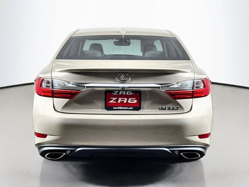 Used 2017 Lexus ES 350 w/ Premium Package FWD image 4