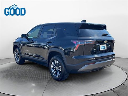 Used 2025 Chevrolet Equinox LT image 3