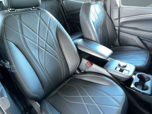 Used 2023 Ford Mustang Mach-E Select image 31