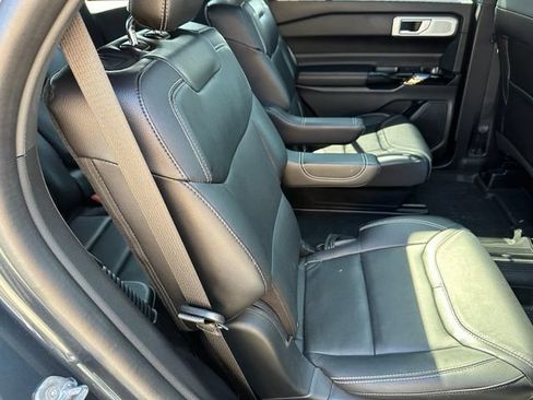 Used 2022 Ford Explorer ST w/ Equipment Group 401A AWD/4WD image 9