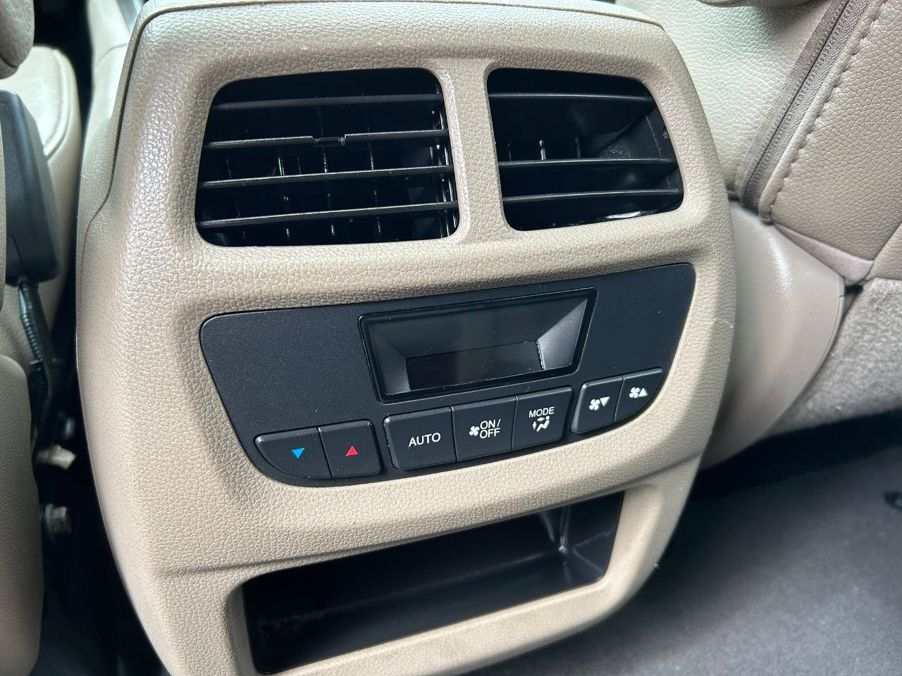 Used 2017 Honda Pilot EX-L image 16