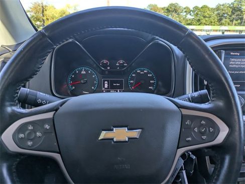 Used 2022 Chevrolet Colorado LT w/ Safety Package image 21