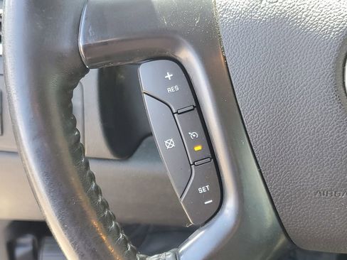 Used 2007 Chevrolet Avalanche LT AWD/4WD image 13
