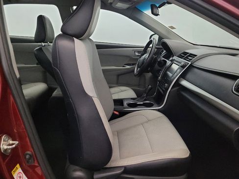 Used 2017 Toyota Camry SE FWD image 21