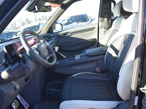 New 2026 Kia EV9 GT-Line image 28