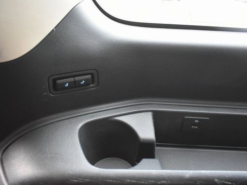 Used 2023 Ford Expedition Max XLT image 52