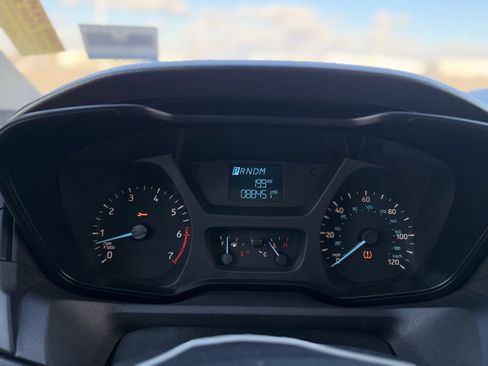 Used 2018 Ford Transit 150 Base image 22