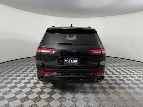 Used 2025 Jeep Grand Cherokee L Summit w/ Obsidian Package AWD/4WD image 8