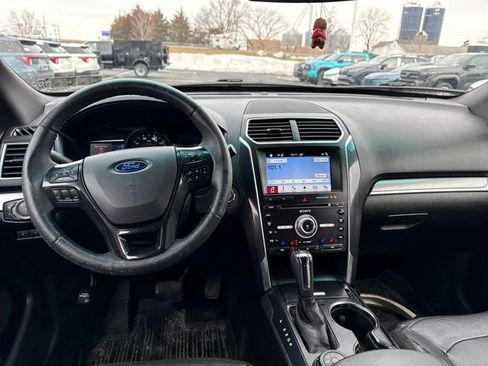 Used 2017 Ford Explorer Sport w/ Equipment Group 401A image 16