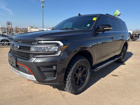 Used 2023 Ford Expedition Timberline image 3