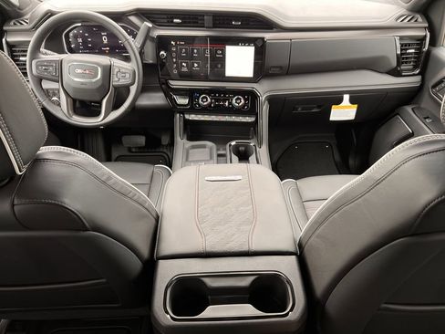 New 2026 GMC Sierra 2500 AT4X image 7