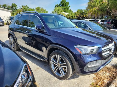 Used 2022 Mercedes-Benz GLE 350 4MATIC image 2