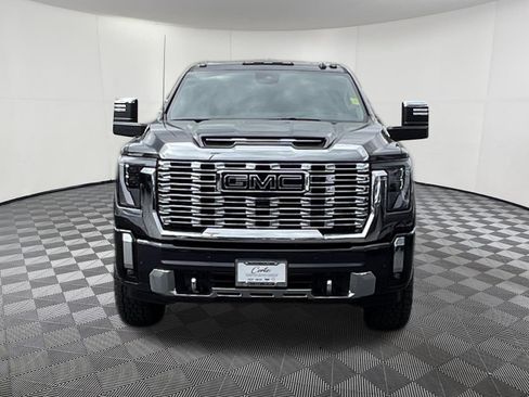 Used 2025 GMC Sierra 3500 Denali w/ Denali Reserve Package AWD/4WD image 2