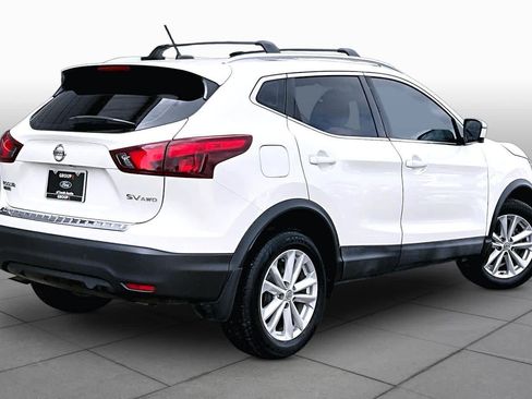 Used 2018 Nissan Rogue Sport SV w/ SV Technology Package AWD/4WD image 13
