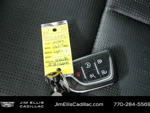 Used 2024 Cadillac Lyriq Sport AWD/4WD image 39