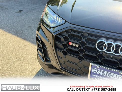 Used 2021 Audi SQ5 Prestige AWD/4WD image 8