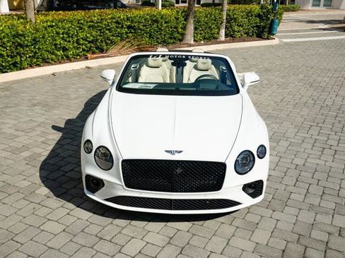 Used 2024 Bentley Continental GT Speed image 5