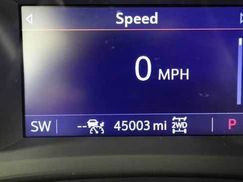 Used 2022 Chevrolet TrailBlazer ACTIV w/ Technology Package image 14