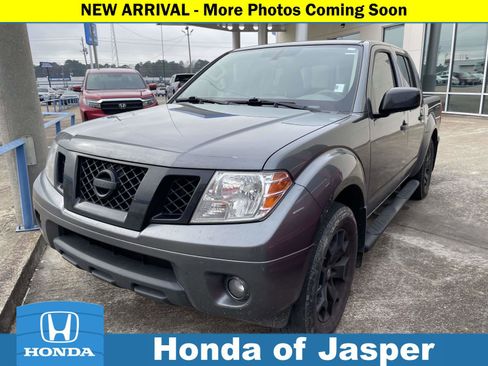 Used 2020 Nissan Frontier SV w/ Midnight Edition Floor Mats image 1