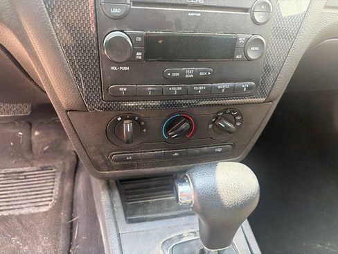 Used 2007 Ford Fusion SE FWD image 16