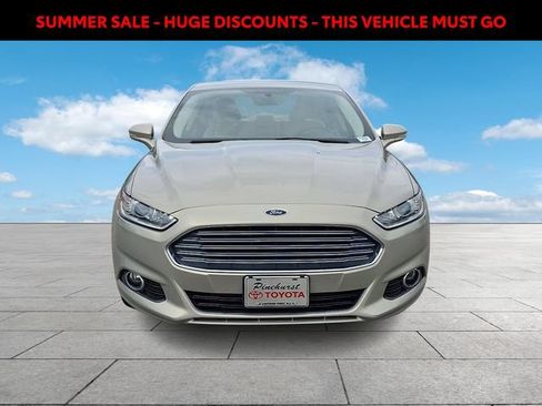 Used 2016 Ford Fusion Titanium FWD image 3