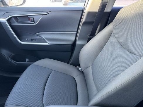 Certified 2025 Toyota RAV4 LE image 20
