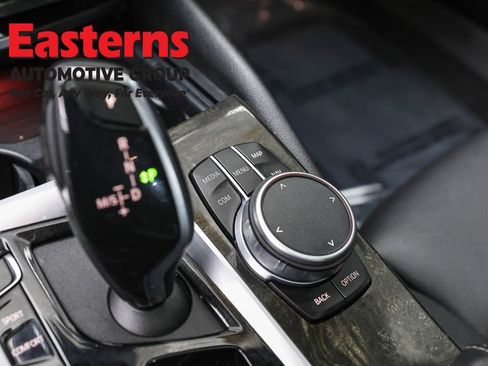 Used 2022 BMW 530i xDrive w/ Premium Package AWD/4WD image 22