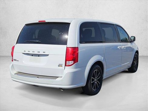 Used 2018 Dodge Grand Caravan GT FWD image 5