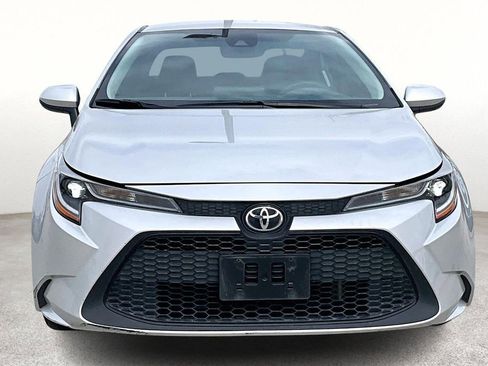 Used 2022 Toyota Corolla LE image 5