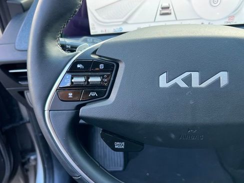 Certified 2024 Kia EV6 Wind w/ Wind Technology Package image 23