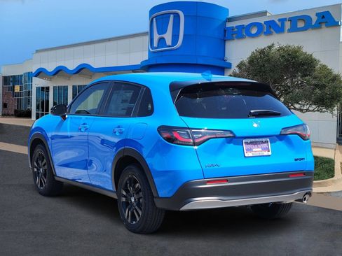 New 2026 Honda HR-V Sport image 4