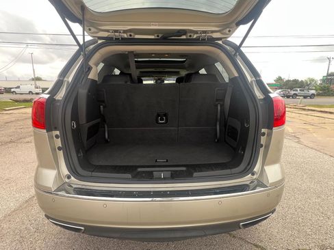 Used 2016 Buick Enclave Leather image 15