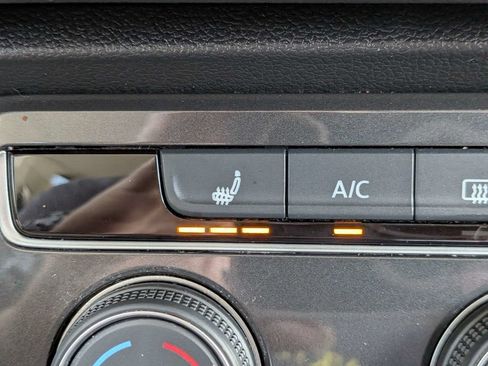 Certified 2024 Volkswagen Tiguan S FWD image 31