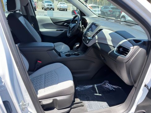 Used 2023 Chevrolet Equinox LS w/ LPO, Cargo Package FWD image 10
