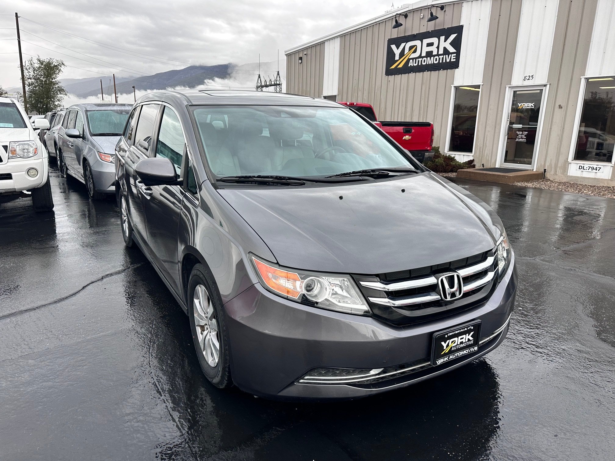 Used 2016 Honda Odyssey EX-L image 1