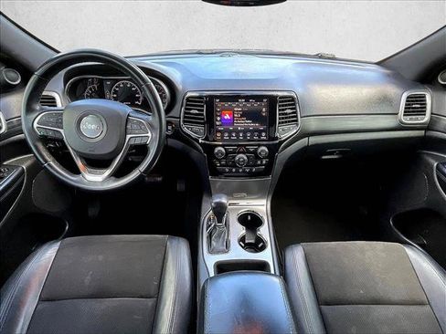 Certified 2020 Jeep Grand Cherokee Laredo w/ Laredo X Package RWD image 16
