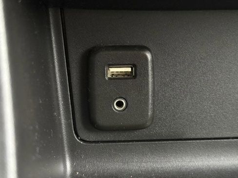 Used 2018 GMC Canyon SLT w/ Driver Alert Package AWD/4WD image 23