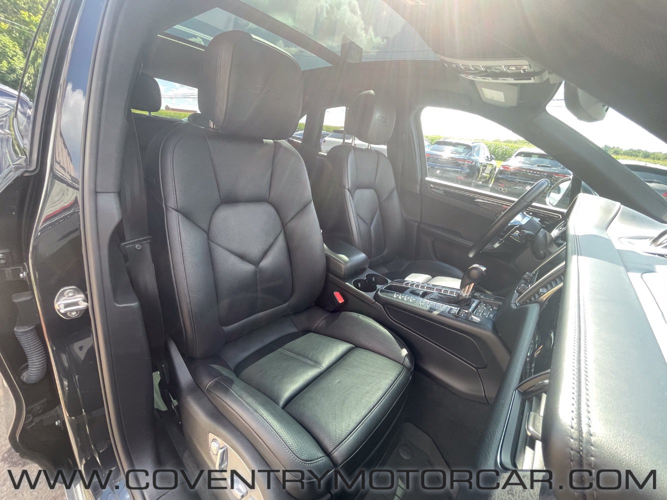 Used 2018 Porsche Macan GTS AWD/4WD image 35