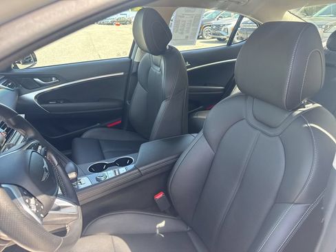 Used 2025 Genesis G70 2.5T AWD/4WD image 21