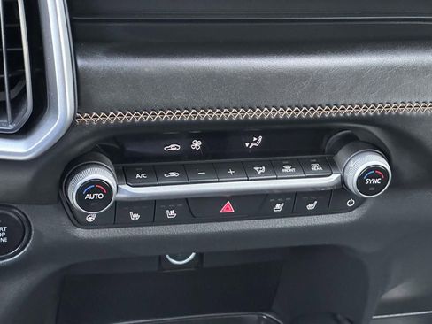 Used 2025 MAZDA CX-50 AWD 2.5 Turbo w/ Weather Package image 22