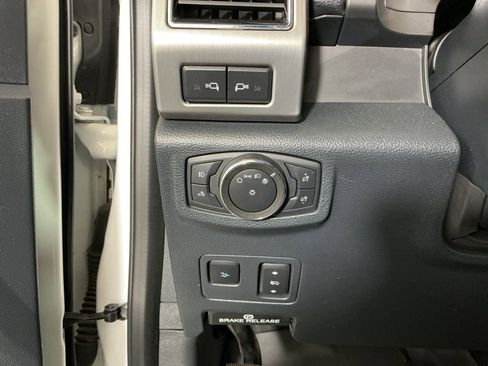 Used 2022 Ford F250 Platinum image 17