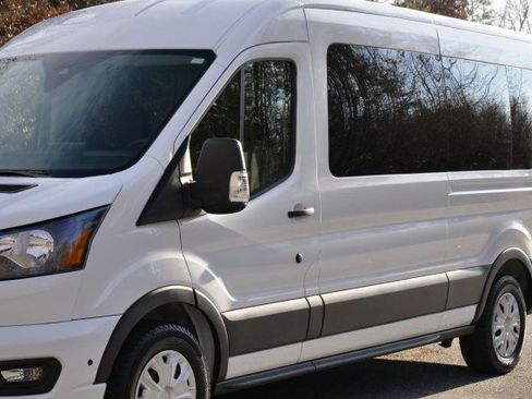 Used 2025 Ford Transit 350 XLT image 35