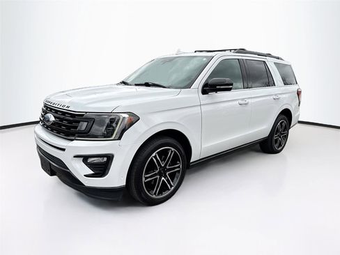 Used 2020 Ford Expedition Limited w/ Equipment Group 303A image 3