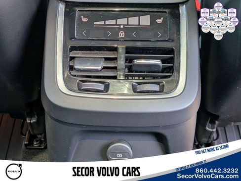 Used 2023 Volvo XC90 T8 Ultimate w/ Lounge Package AWD/4WD image 18