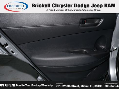 Used 2024 Toyota Corolla Cross LE w/ Moonroof Package FWD image 14